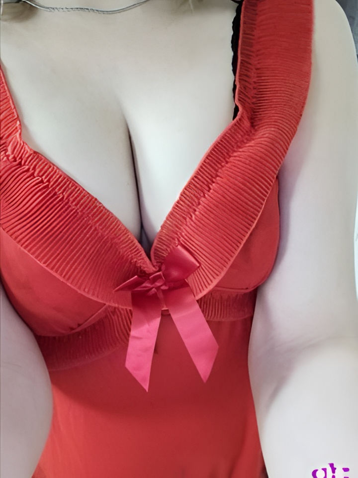 Елена привлекальеная девушка из Астрахани цена от 10000 руб