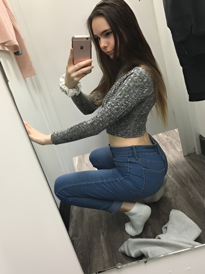 Нелли привлекальеная девушка из Астрахани цена от 2000 руб