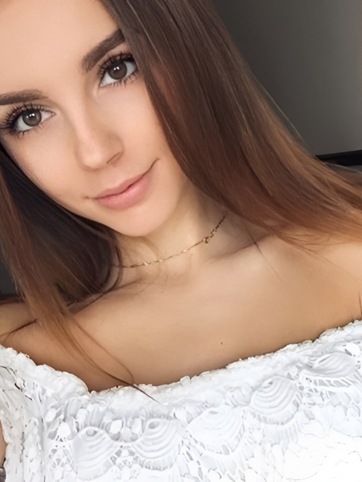 Юнона привлекальеная девушка из Астрахани цена от 3000 руб