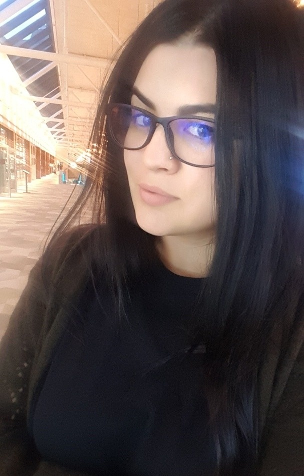 Людмила привлекальеная девушка из Астрахани цена от 3500 руб