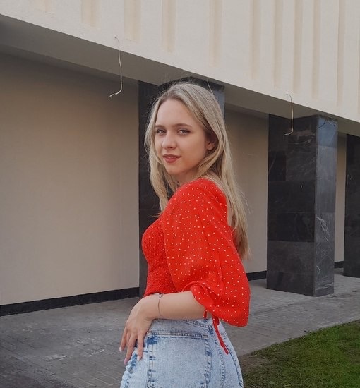 Юлия привлекальеная девушка из Астрахани цена от 3000 руб