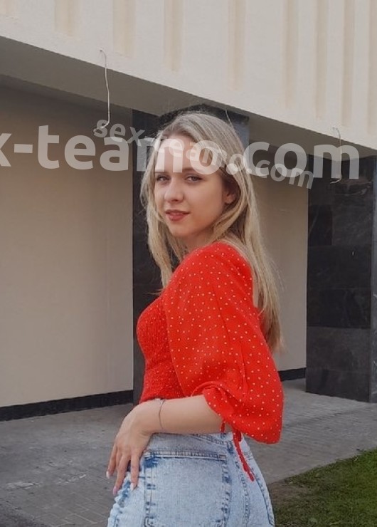Юлия привлекательная девушка из Астрахани цена от 3000 руб