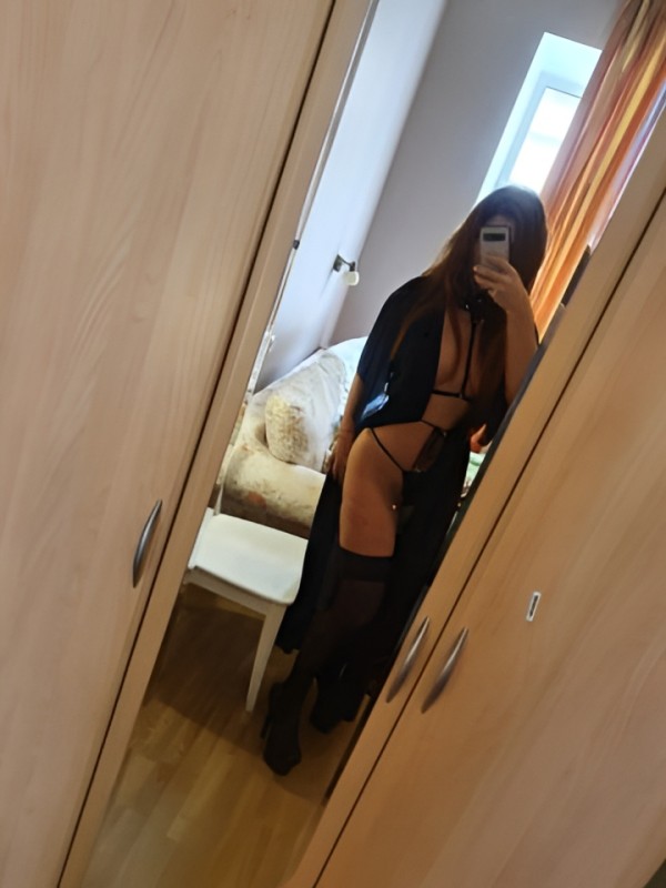 Лина привлекательная девушка из Астрахани цена от 4000 руб