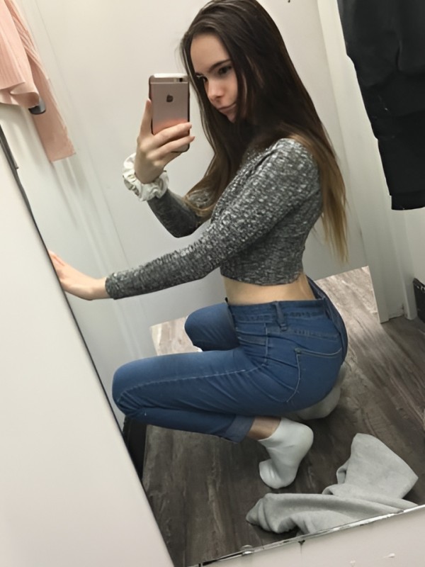 Нелли привлекательная девушка из Астрахани цена от 2000 руб