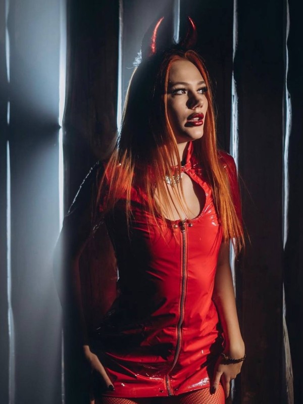 Дамира привлекательная девушка из Астрахани цена от 4000 руб