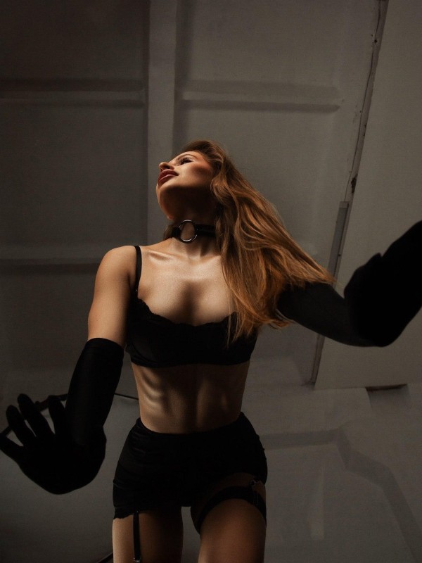 Молли привлекательная девушка из Астрахани цена от 6000 руб