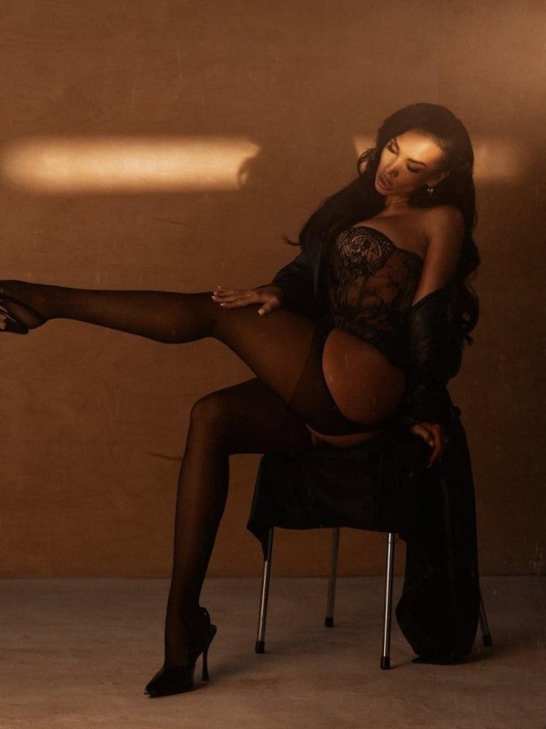 Таисия привлекательная девушка из Астрахани цена от 7000 руб